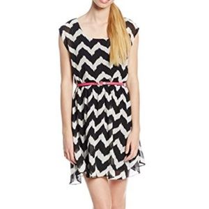 A. Beyer Chevron Print Dress w/Belt